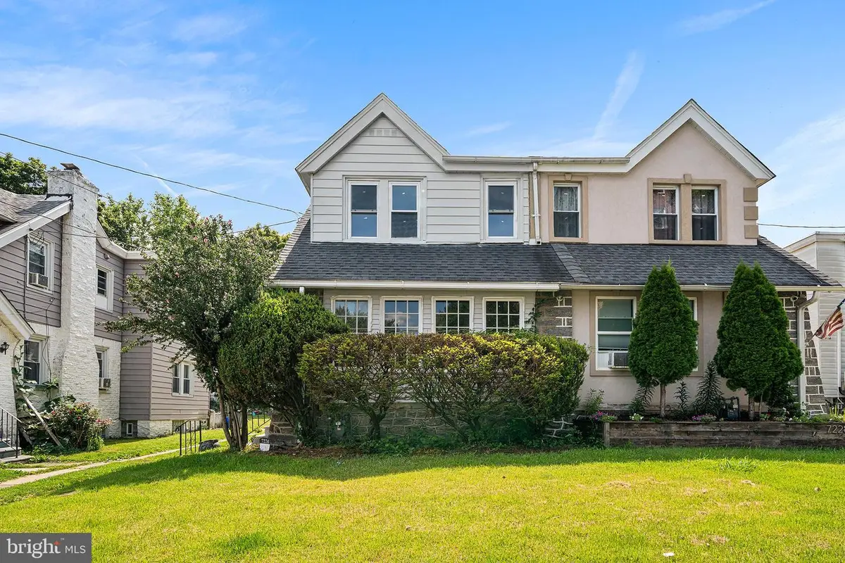 7226 Penarth Ave, Upper Darby, PA 19082 - #1