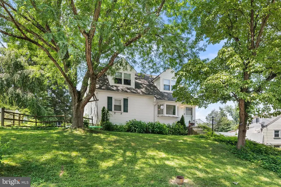 124 N Line Rd, Newtown Square, PA 19073 - #3