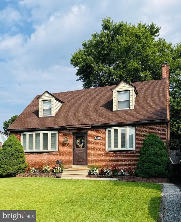 321 E Rively Ave, ALDAN, PA 19018