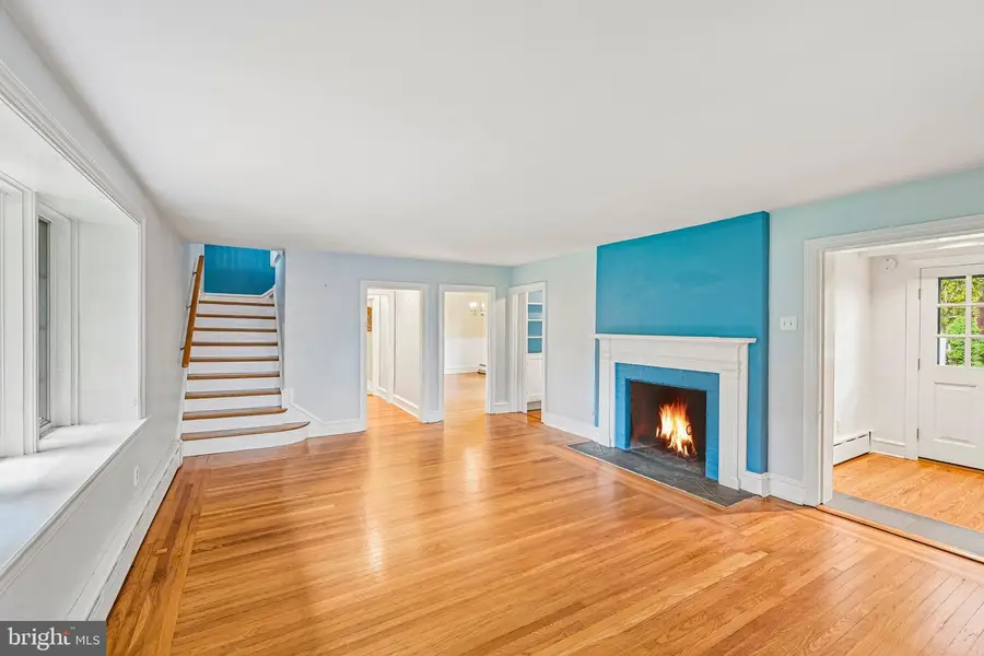 12 Windsor Cir, Springfield, PA 19064 - #3