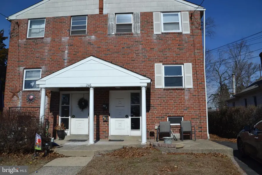 246 Ardmore Ave, Upper Darby, PA 19082 - #2