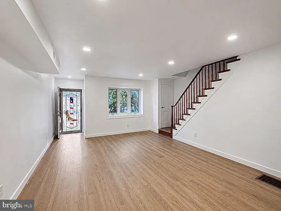 742 Fairfax Rd, Drexel Hill, PA 19026 - #3