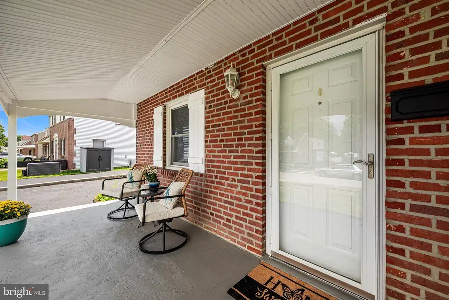 847 Wyndom Ter, Secane, PA 19018 - #3