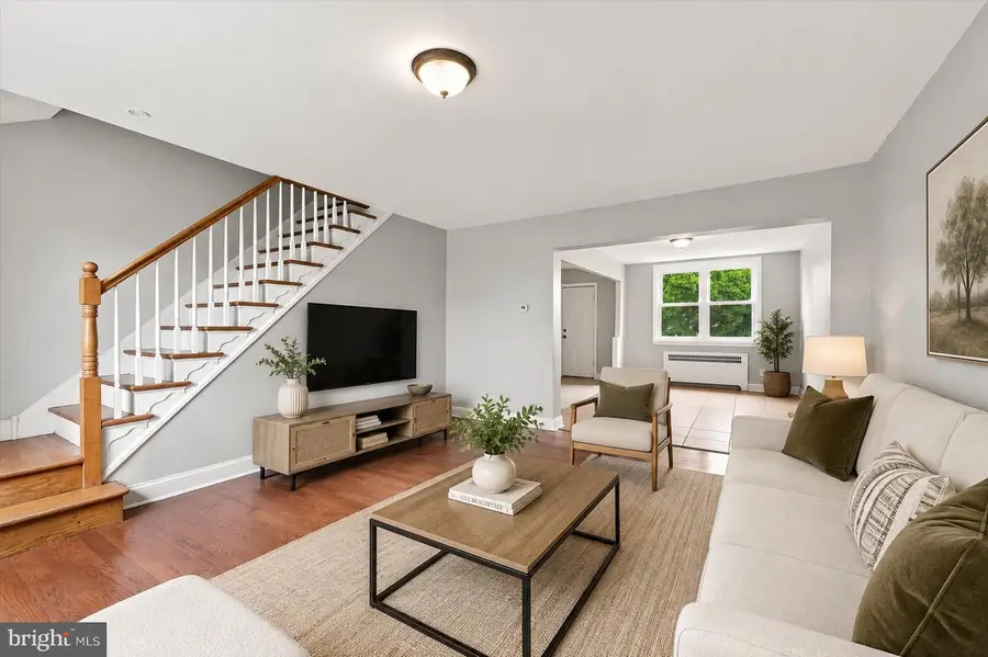 7271 Bradford Rd, Upper Darby, PA 19082 - #3