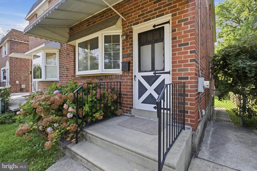 207 S Academy Ave, Glenolden, PA 19036 - #3