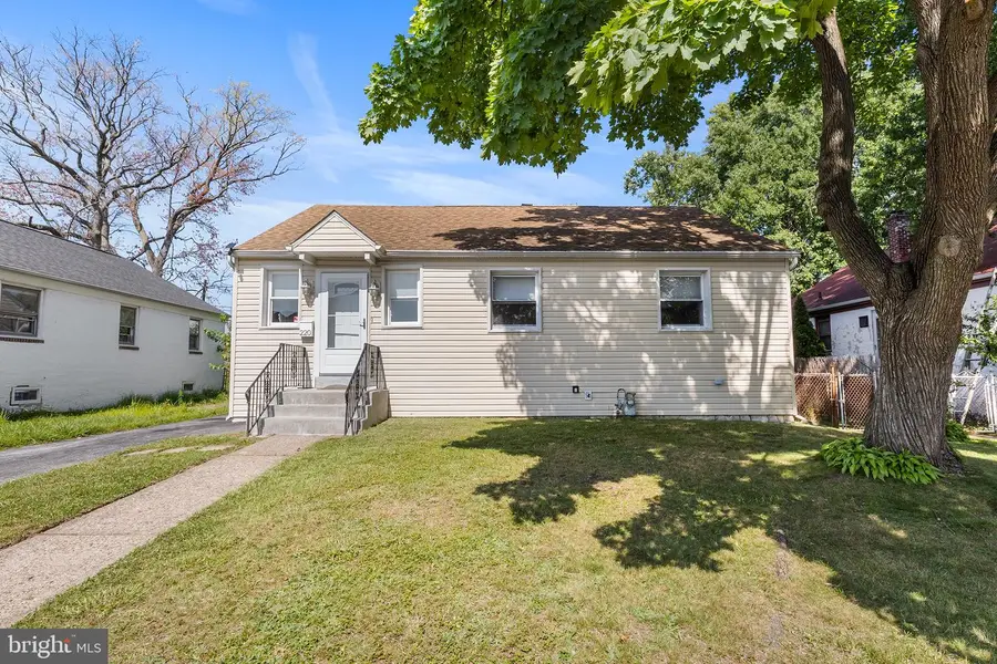 220 Norwood Ave, Holmes, PA 19043 - #2
