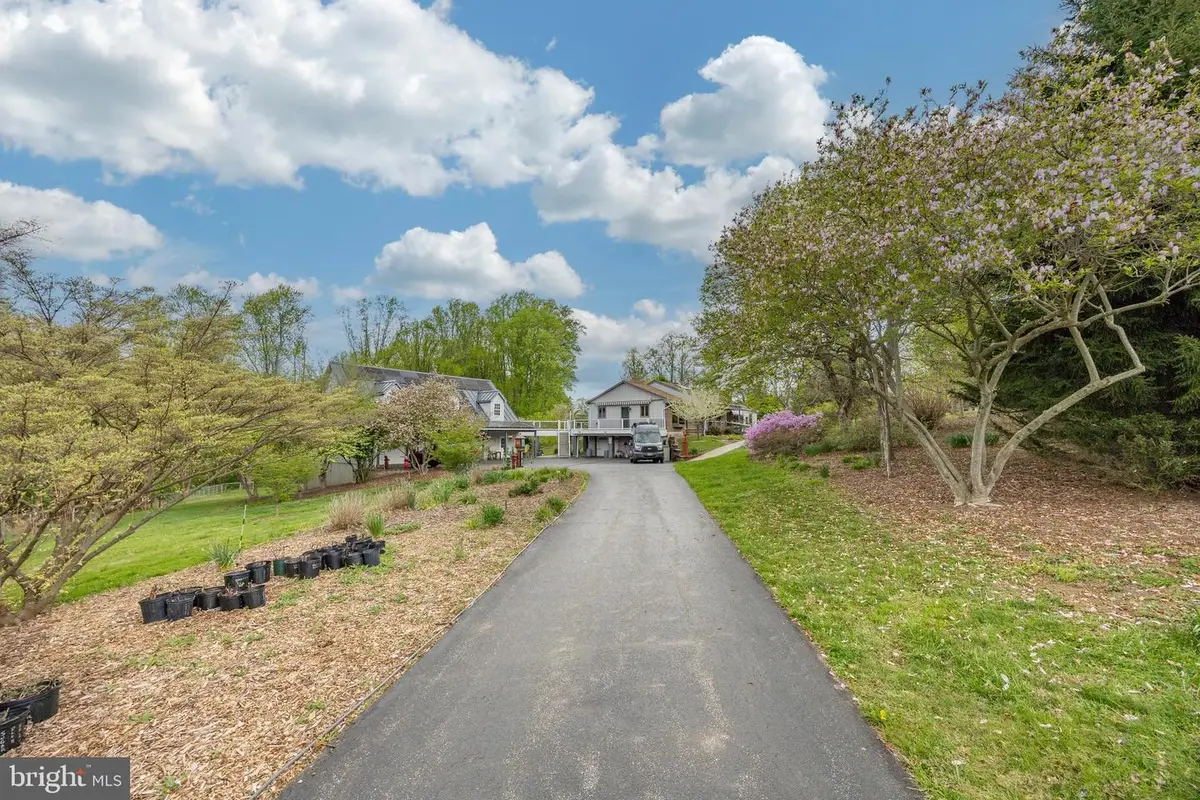 1739 N Middletown Rd, Glen Mills, PA 19342 - #1