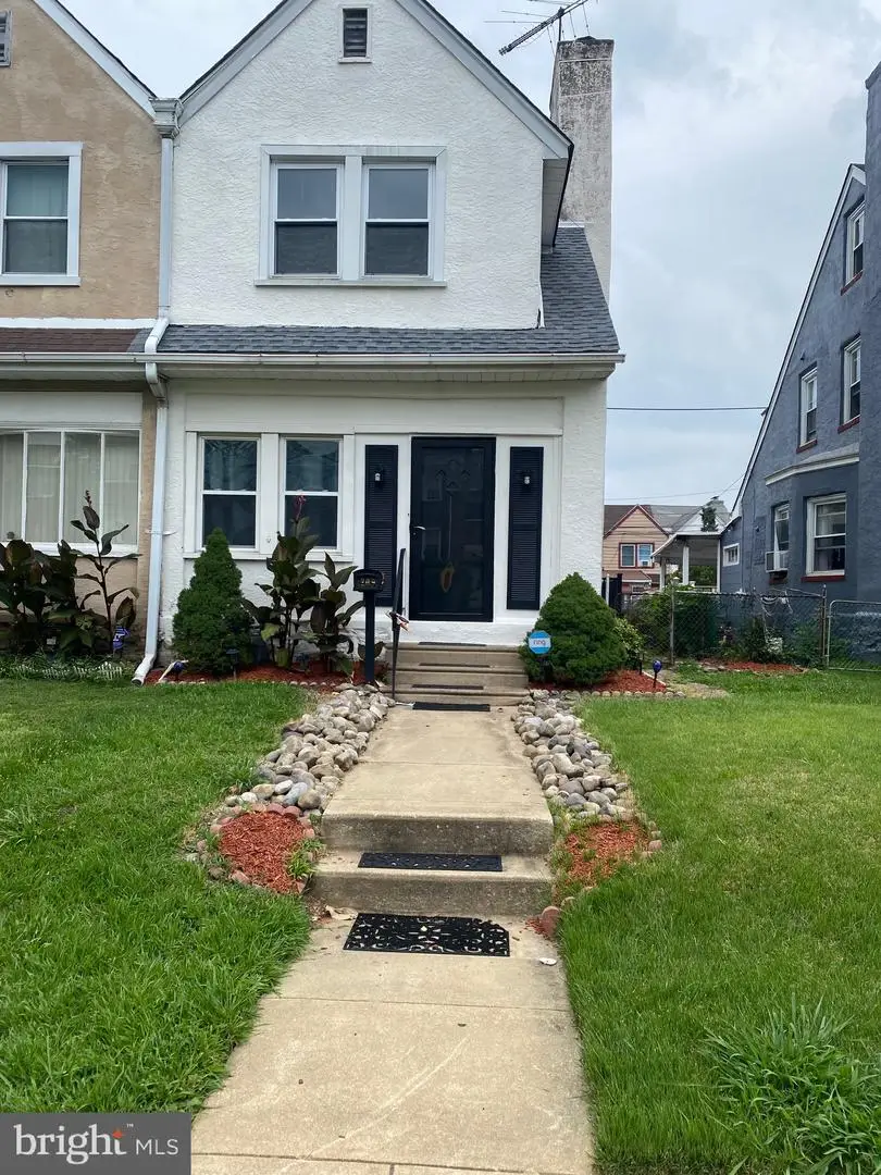 209 N Wycombe Ave, Lansdowne, PA 19050 - #1