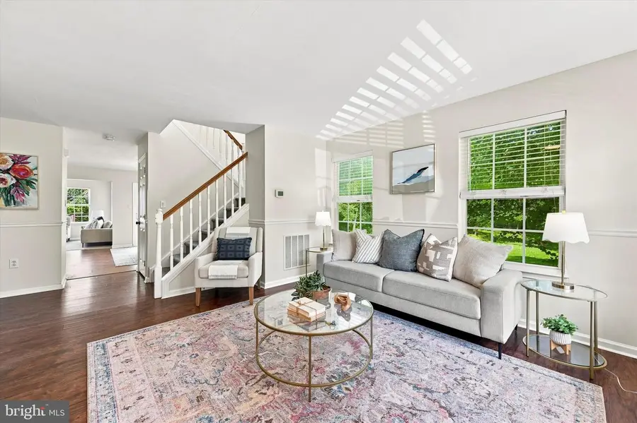 735 Hawthorne Ln, Aston, PA 19014 - #2