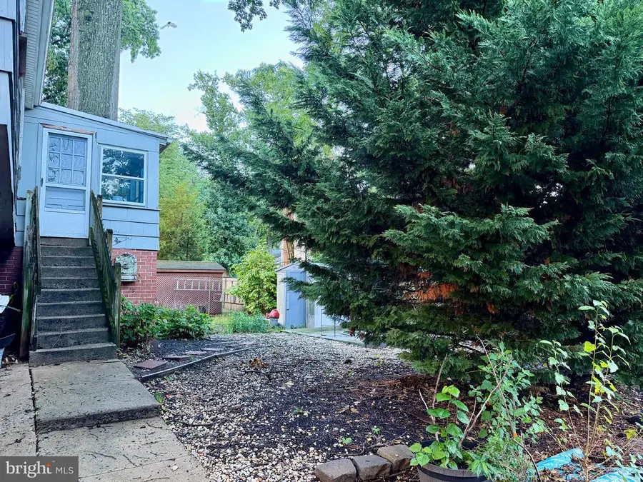 933 West Ave, Springfield, PA 19064 - #3