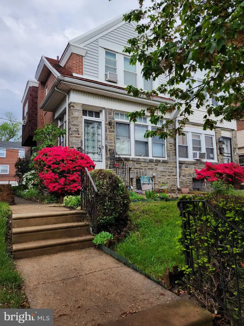 229 High St, Sharon Hill, PA 19079 - #2