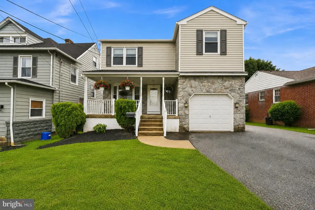 107 Milmont Ave, Milmont Park, PA 19033 - #1