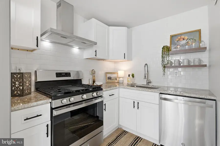 2575 Irvington Rd, Drexel Hill, PA 19026 - #2