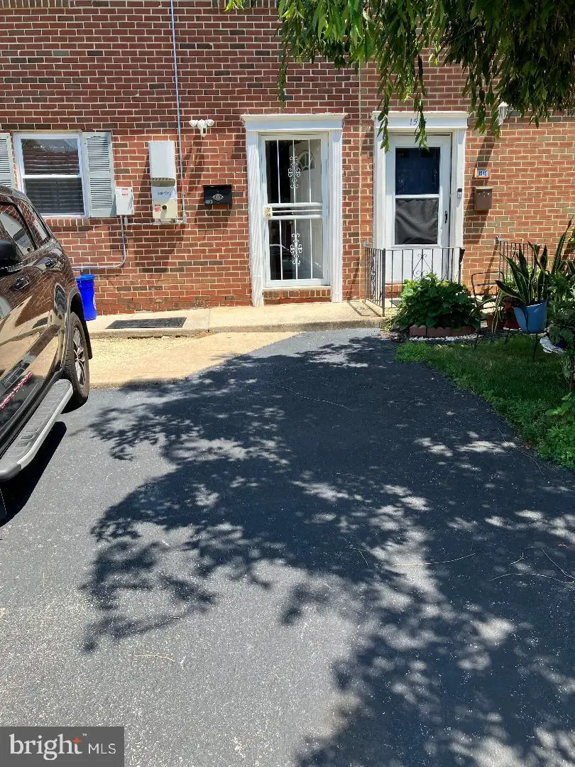 1513 Roosevelt Dr, Sharon Hill, PA 19079 - #1