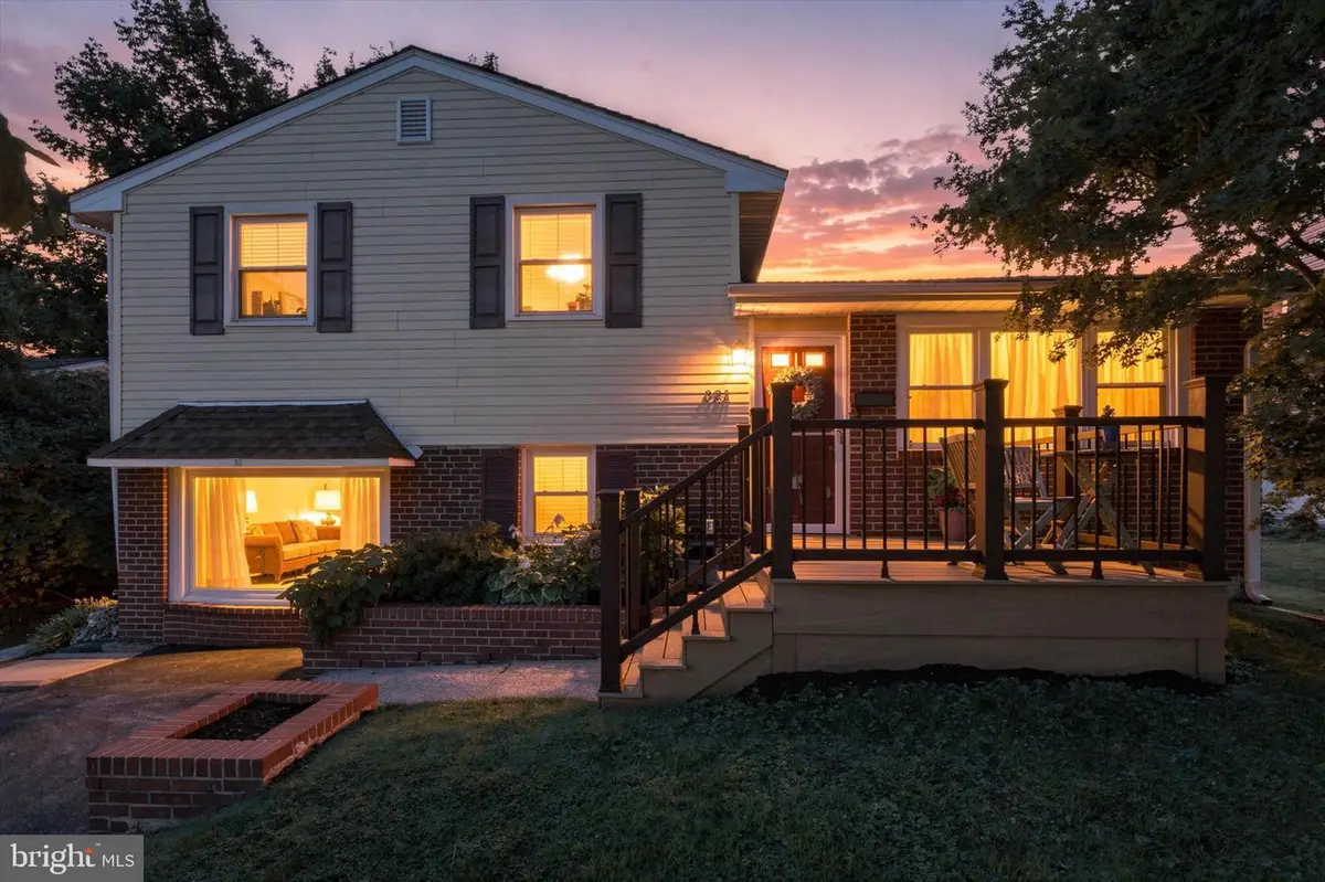 321 Summit Rd, Media, PA 19063 - #1