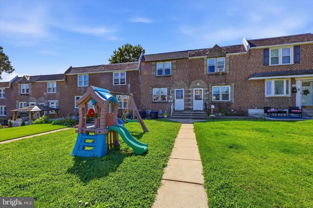 5127 Gramercy Dr, Clifton Heights, PA 19018 - #1