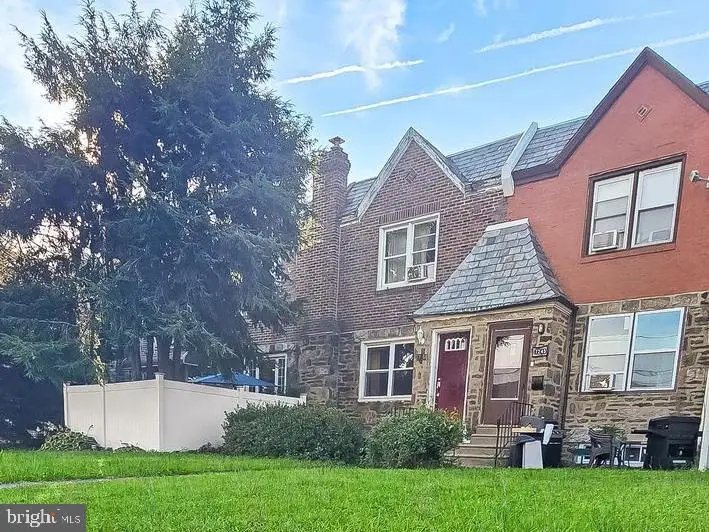 7247 Bradford Rd, Upper Darby, PA 19082 - #2