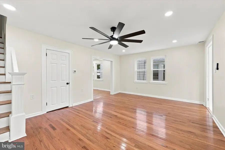 210 Marshall Ave, Darby, PA 19023 - #3