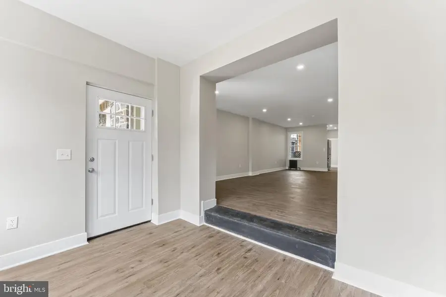7219 Calvin Rd, Upper Darby, PA 19082 - #2