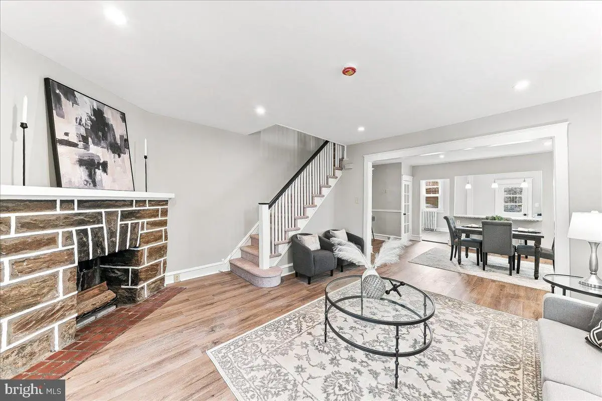 4040 Ellendale Rd, Drexel Hill, PA 19026 - #1