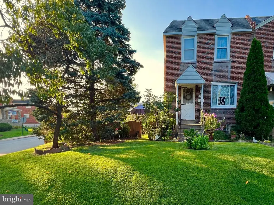 4071 Lasher Rd, Drexel Hill, PA 19026 - #2