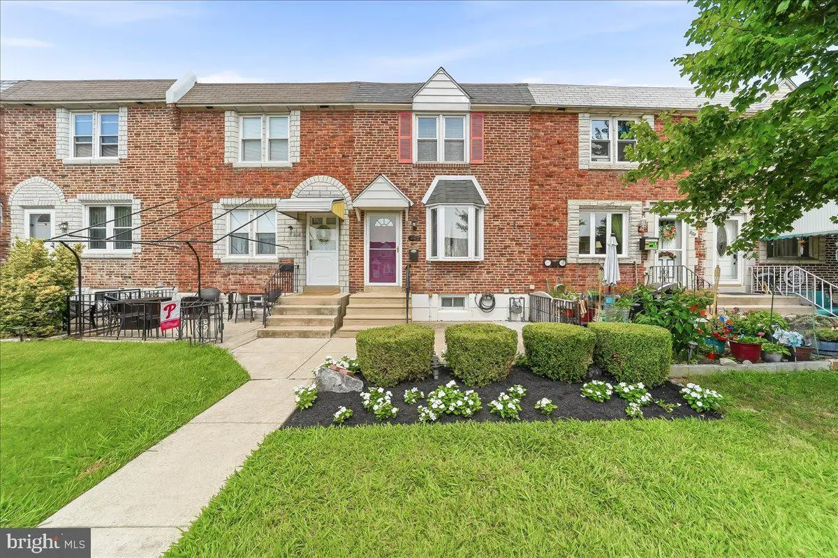 206 Stratford Rd, Glenolden, PA 19036 - #1