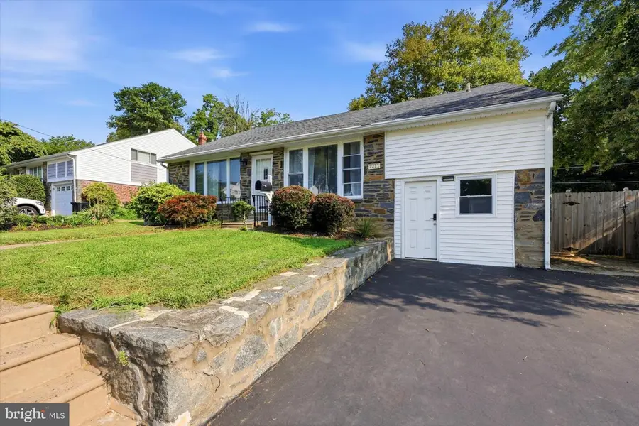 2211 Rhonda Rd, Broomall, PA 19008 - #3