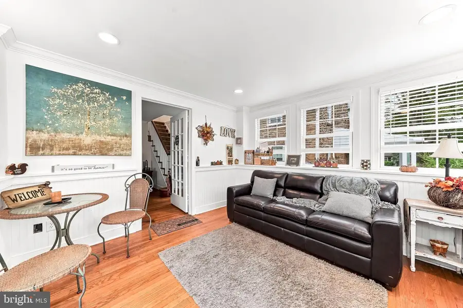 1044 Lindale Ave, Drexel Hill, PA 19026 - #3