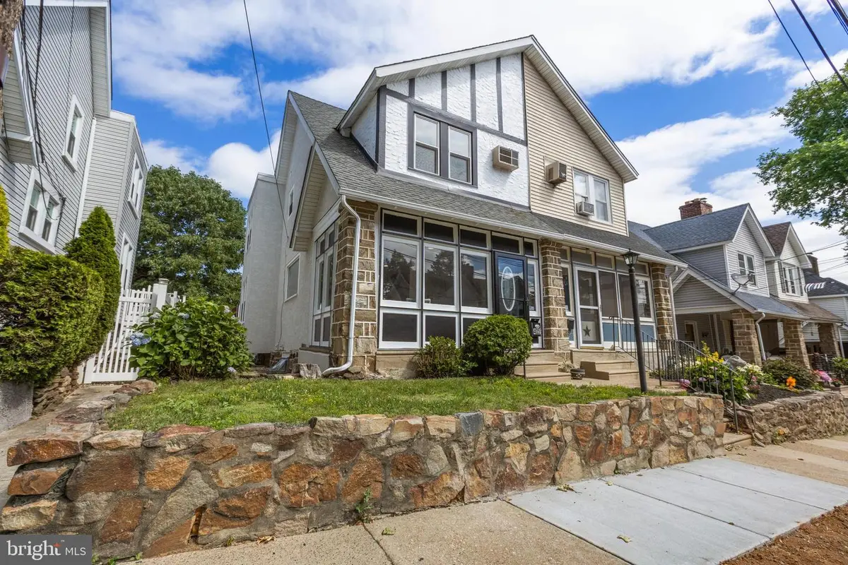 4059 Ellendale Rd, Drexel Hill, PA 19026 - #1