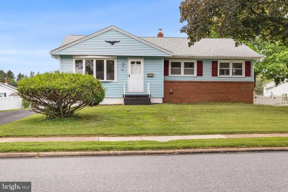132 Edgewood Ln, Brookhaven, PA 19015 - #1