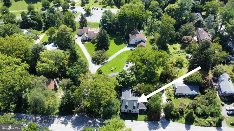 204 W Brookhaven Rd, Wallingford, PA 19086 - #2