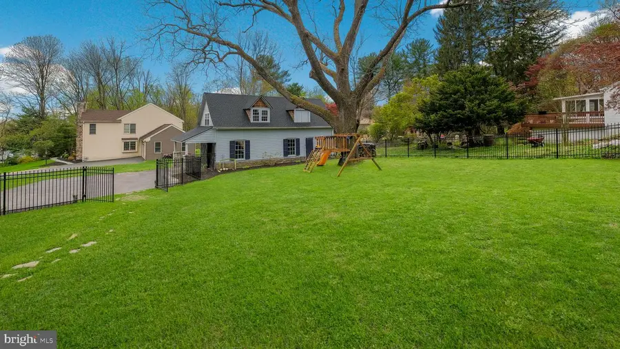 204 W Brookhaven Rd, Wallingford, PA 19086 - #3