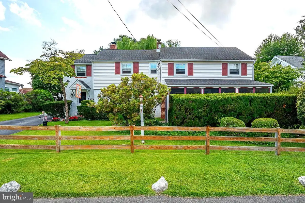 522 Wilde Ave, Drexel Hill, PA 19026 - #1