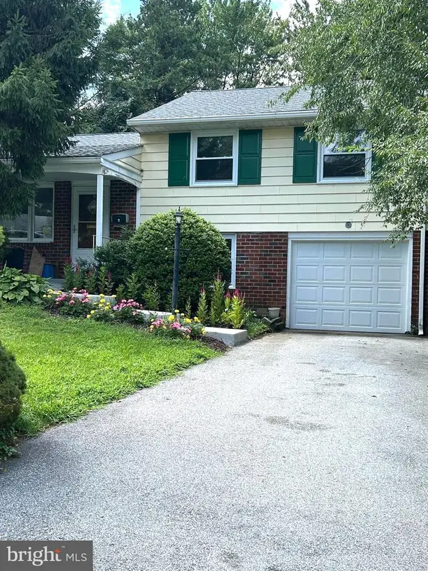 6 Glenwood Cir, ALDAN, PA 19018