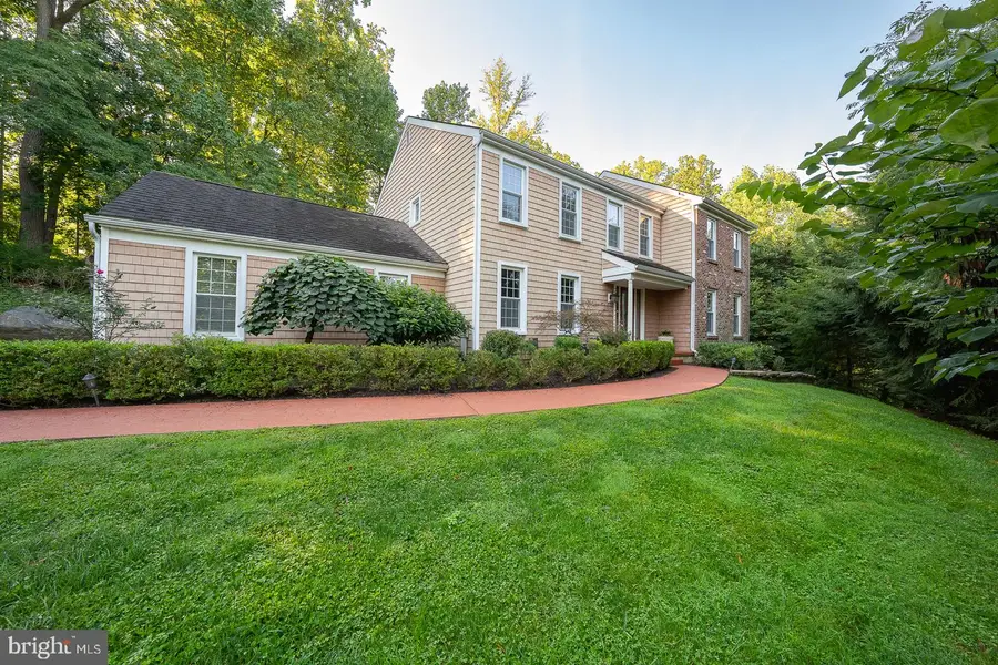 27 Roberts Rd, Newtown Square, PA 19073 - #3