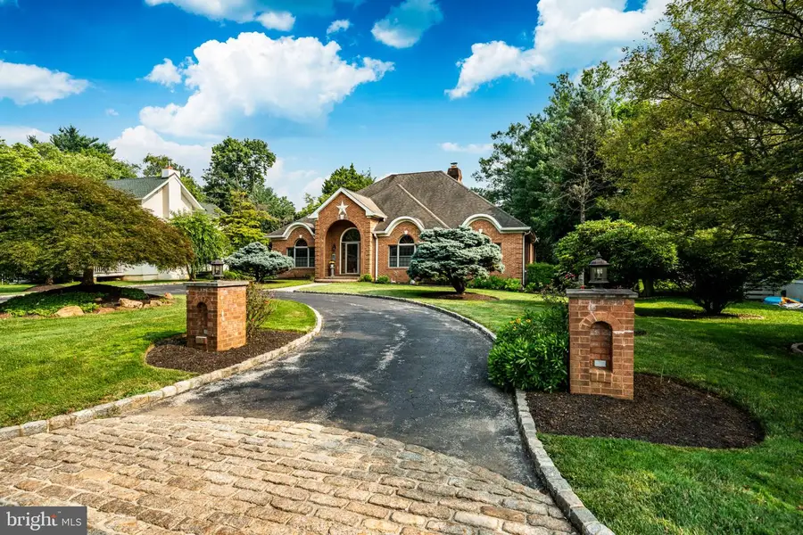 3744 School Ln, Newtown Square, PA 19073 - #3