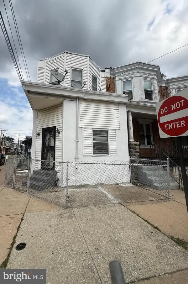 943 Maple Ter, DARBY, PA 19023