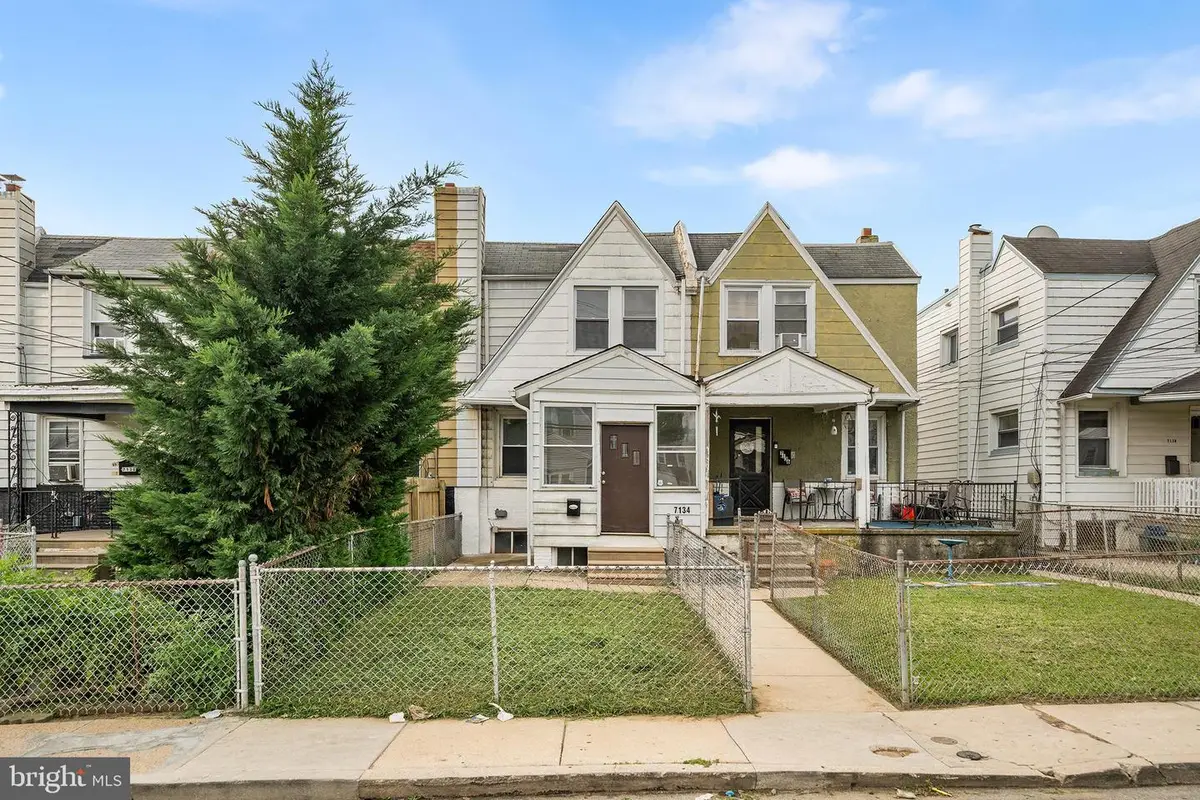 7134 Radbourne Rd, Upper Darby, PA 19082 - #1