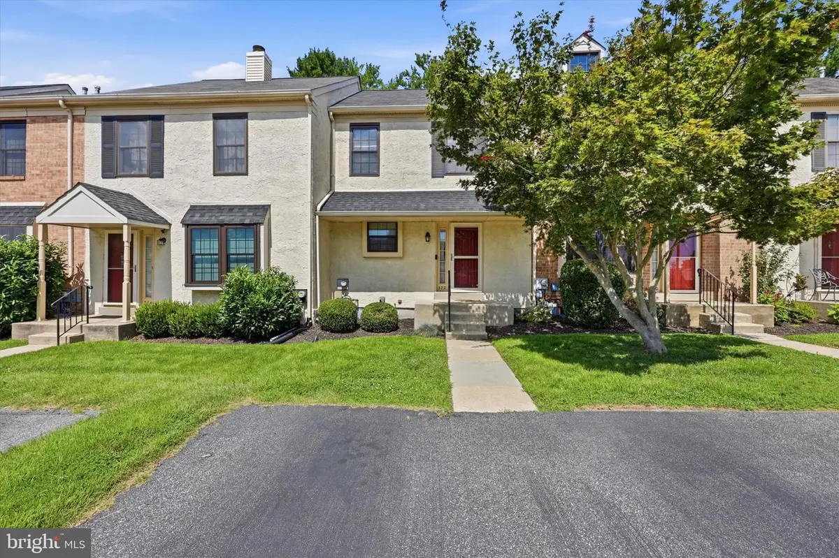 372 Scola Rd, Brookhaven, PA 19015 - #1