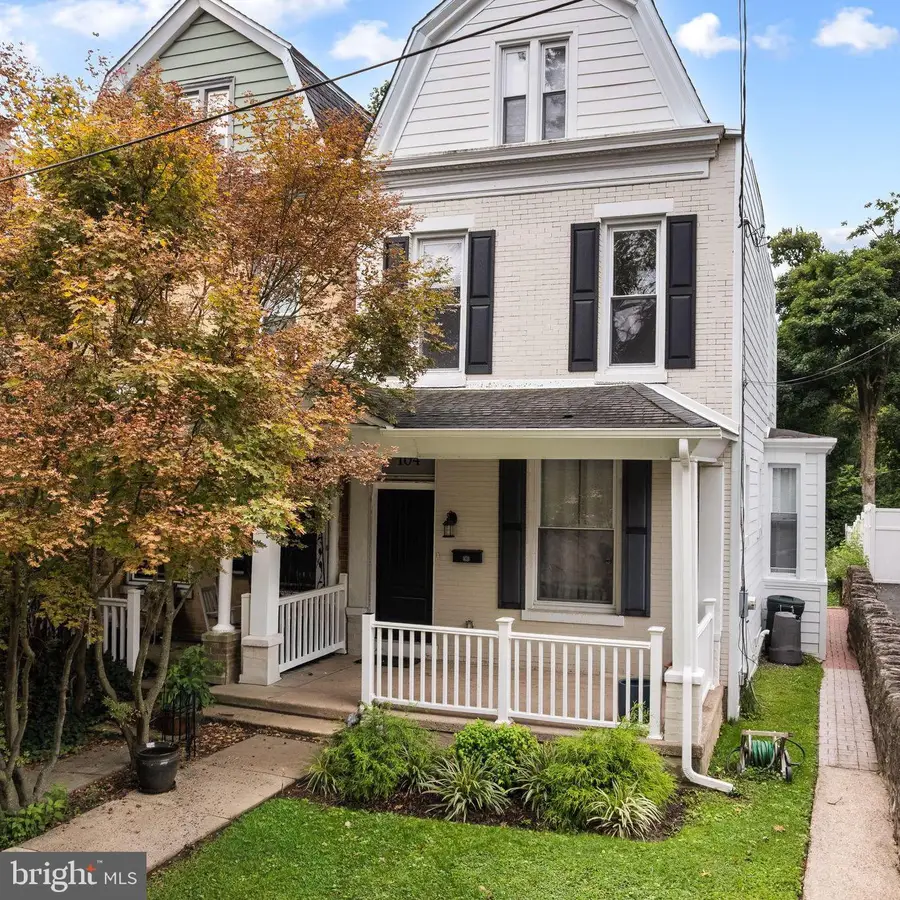 104 E Jefferson St, Media, PA 19063 - #2