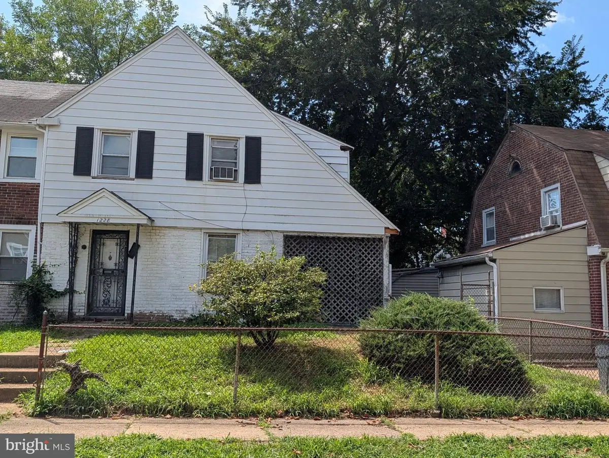1228 Clover Ln, Chester, PA 19013 - #1