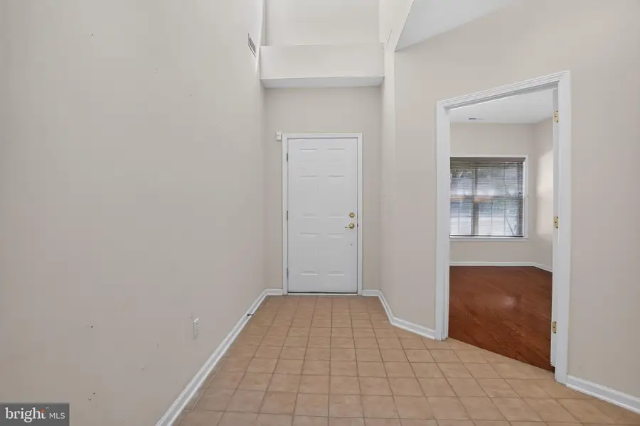 45 Dresner Cir, Upper Chichester, PA 19061 - #3