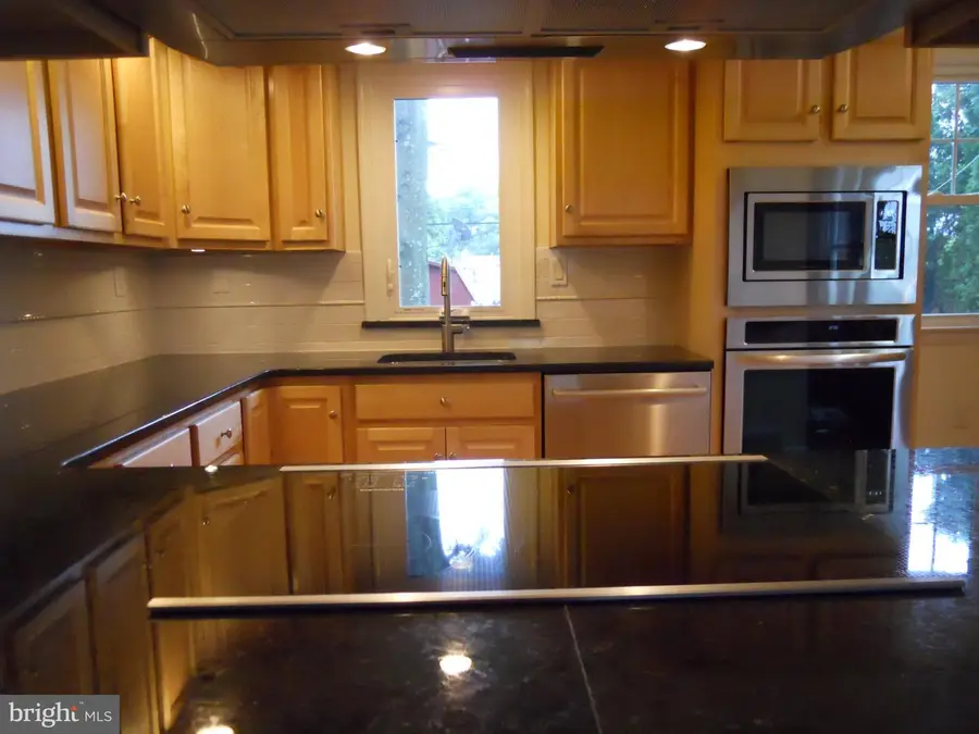3554-3556 Woodcrest Ave, Newtown Square, PA 19073 - #3