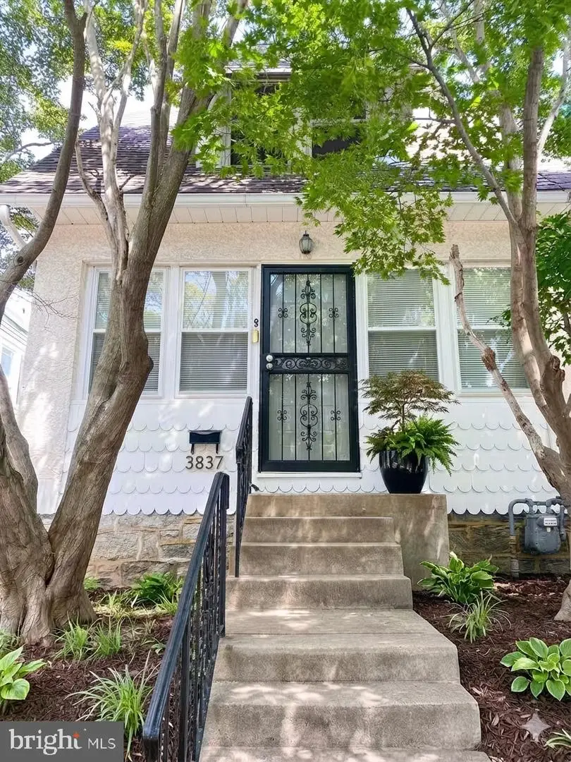 3837 Marshall Rd, Drexel Hill, PA 19026 - #1