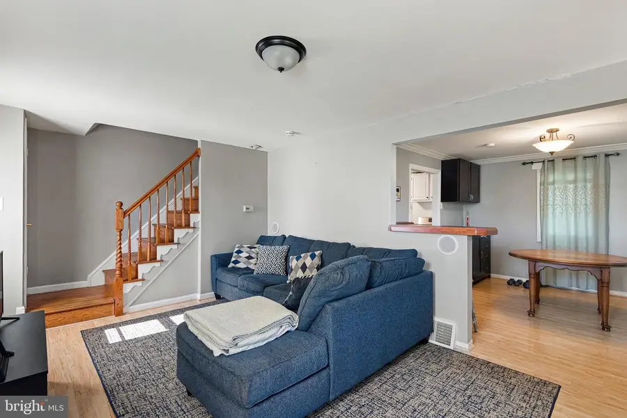 2338 Poe Rd, Secane, PA 19018 - #2