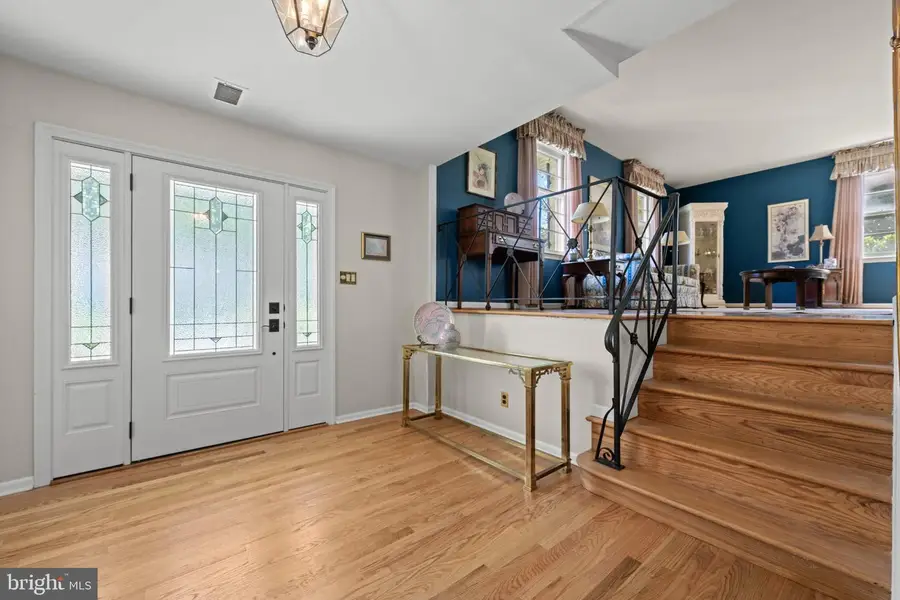 474 Doe Run Ln, Springfield, PA 19064 - #3