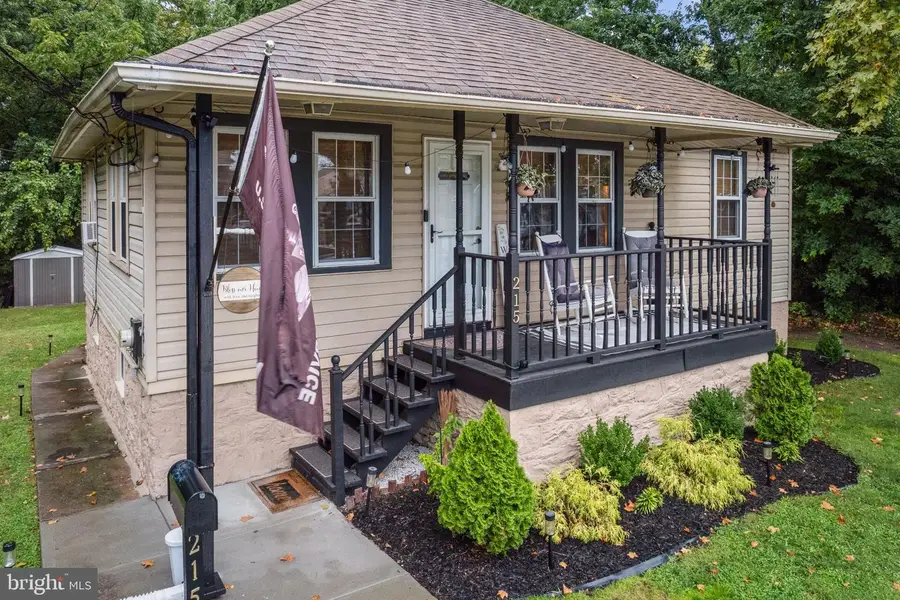 215 4th Ave, Essington, PA 19029 - #3