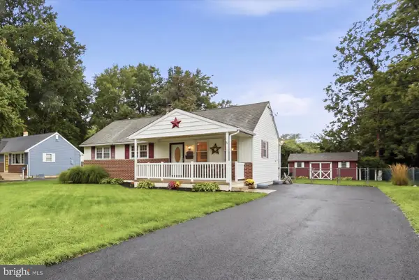 2386 2nd Ave, MARCUS HOOK, PA 19061