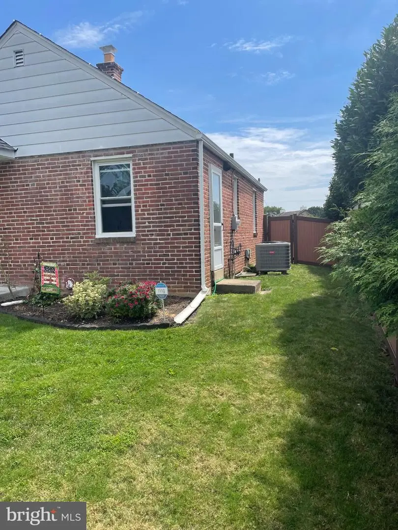 23 Fairview Rd, Broomall, PA 19008 - #2