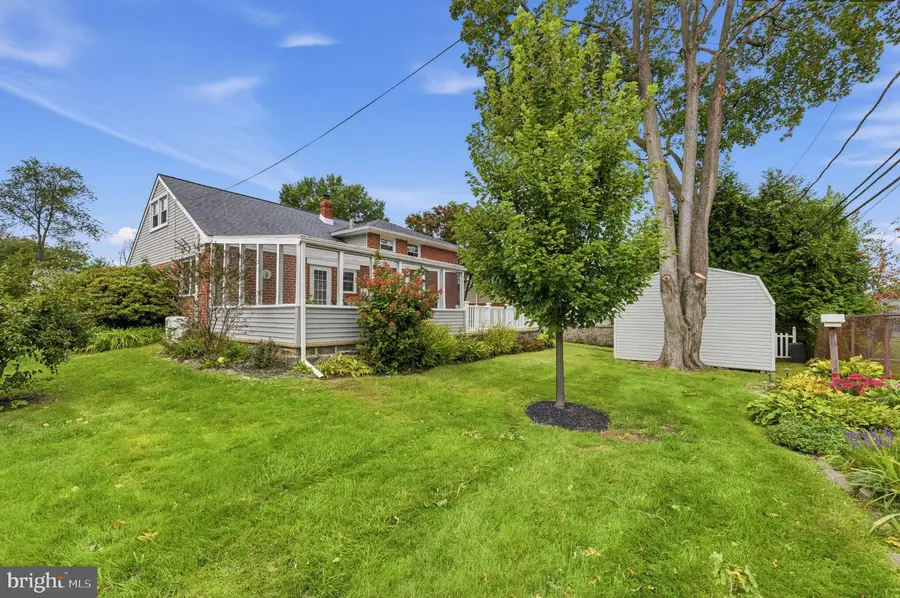 620 School Ln, Wallingford, PA 19086 - #3